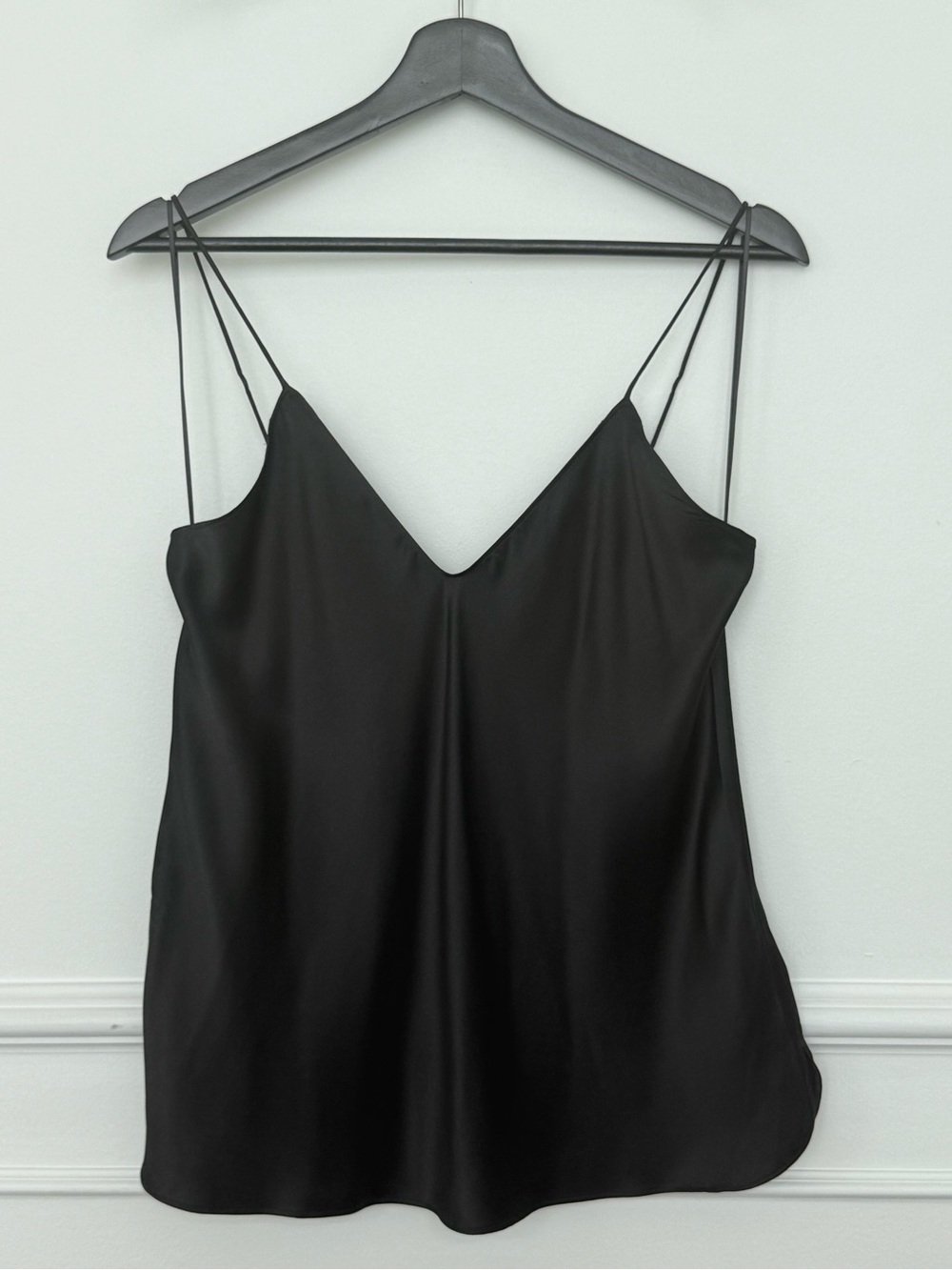 Banana Republic Black Silk Spaghetti Strap Cami Top - S